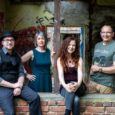 Konzert der Irish Folk Band CARA mit dem Percussionvirtuosen Cormac Byrne